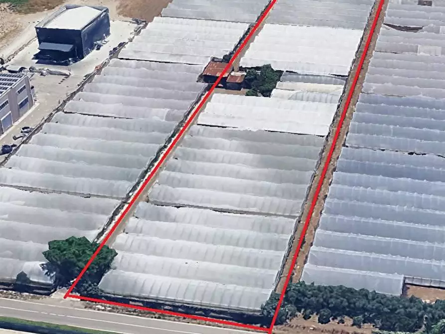 Immagine 2 di Terreno industriale in vendita  in STRADA provinciale 312 6 a Battipaglia