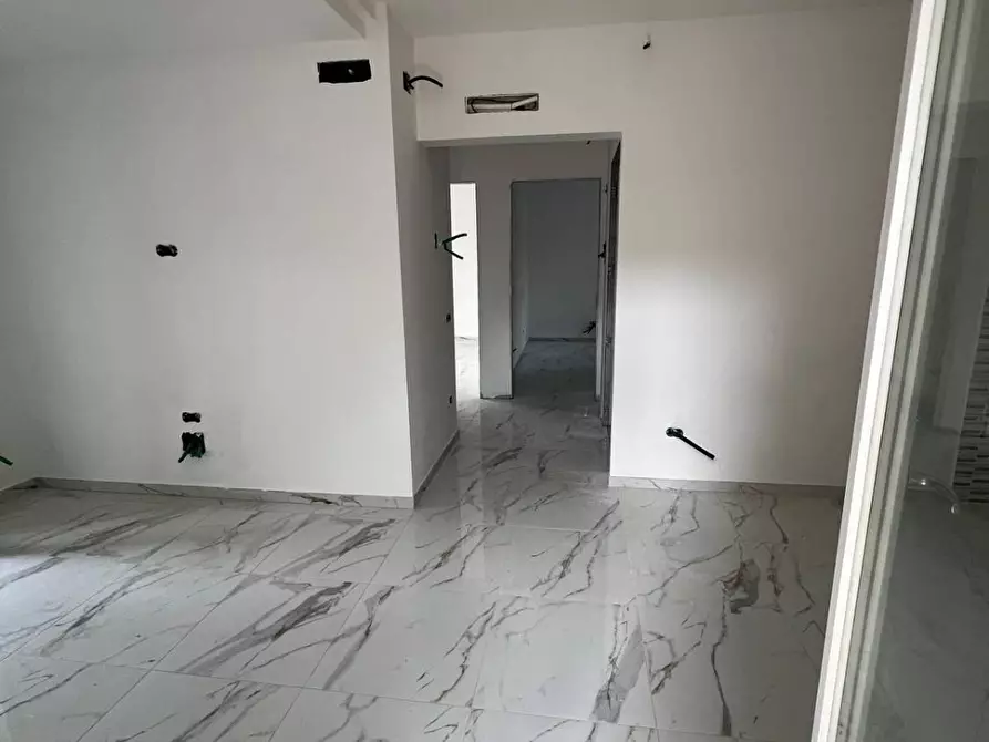 Immagine 9 di Appartamento in vendita  in VIA boccaccio a Battipaglia