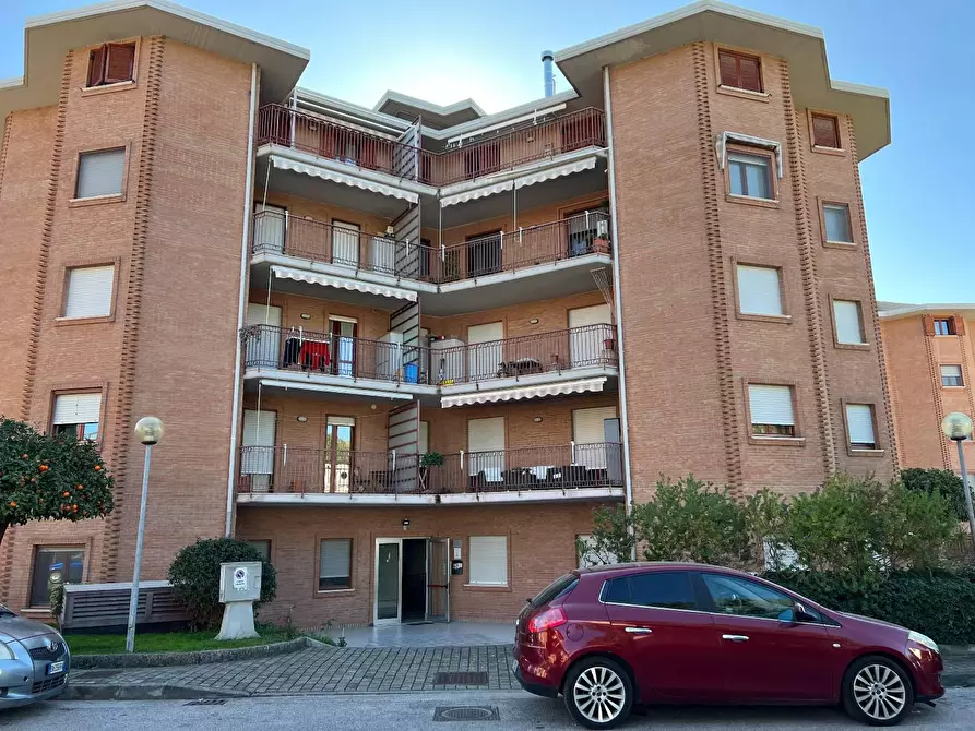 Immagine 8 di Ufficio in vendita  in VIA aitoro a Battipaglia