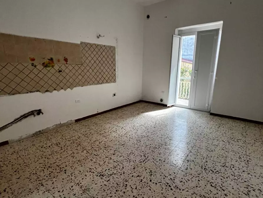 Immagine 8 di Appartamento in vendita  in VIA r. sanzio a Battipaglia