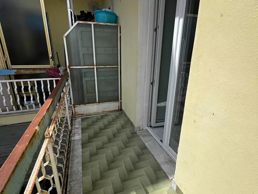 Immagine 10 di Appartamento in vendita  in VIA r. sanzio a Battipaglia