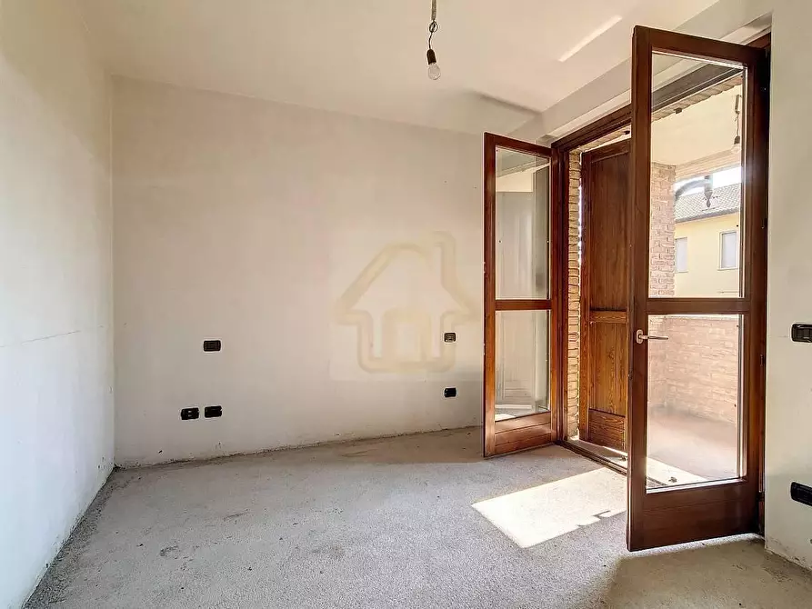Immagine 12 di Villa in vendita  in VIA Calabria 13 a Lainate