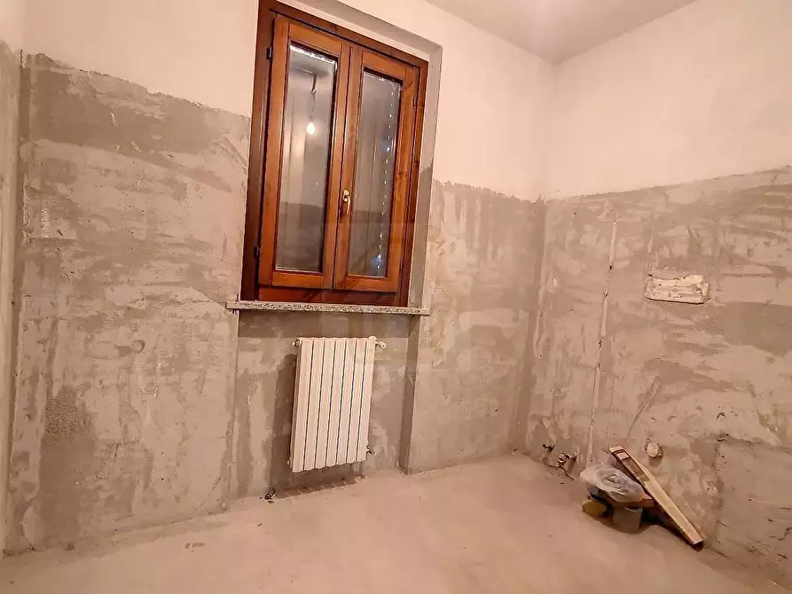 Immagine 11 di Villa in vendita  in VIA Calabria 13 a Lainate
