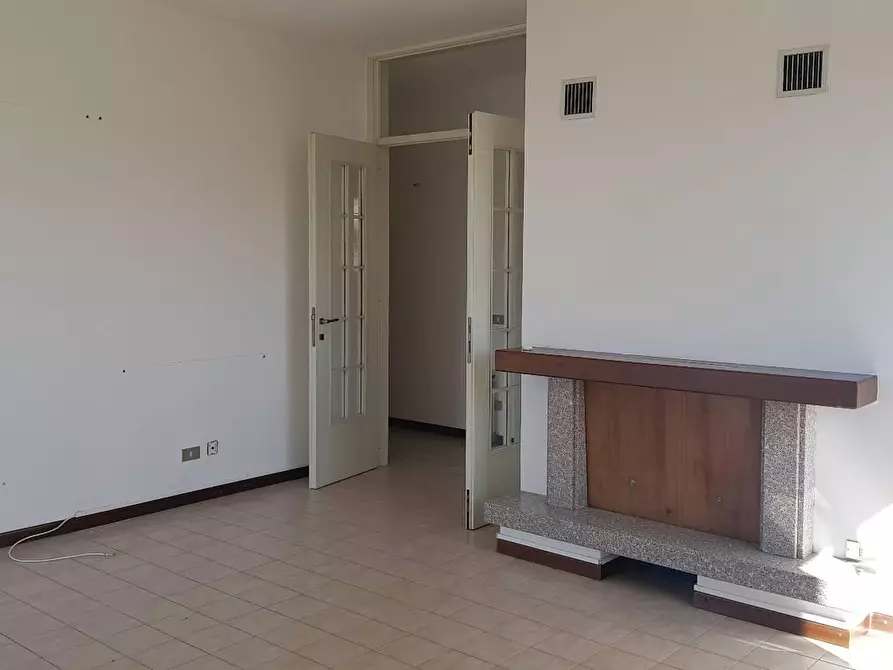 Immagine 18 di Appartamento in affitto  in VIA ALDO MORO 1 a Rho