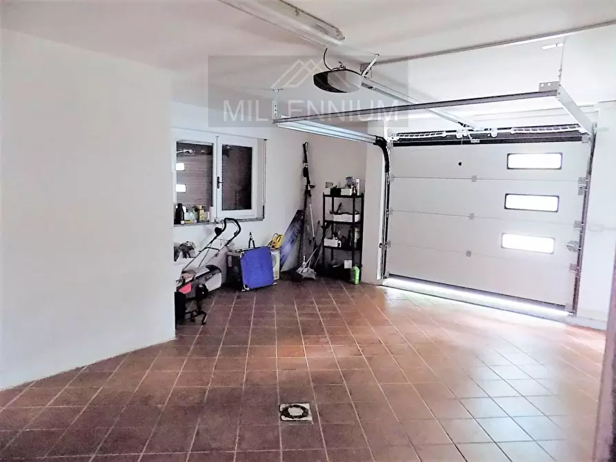 Immagine 12 di Villa in vendita  in VIA usellini 6 0 a Arona