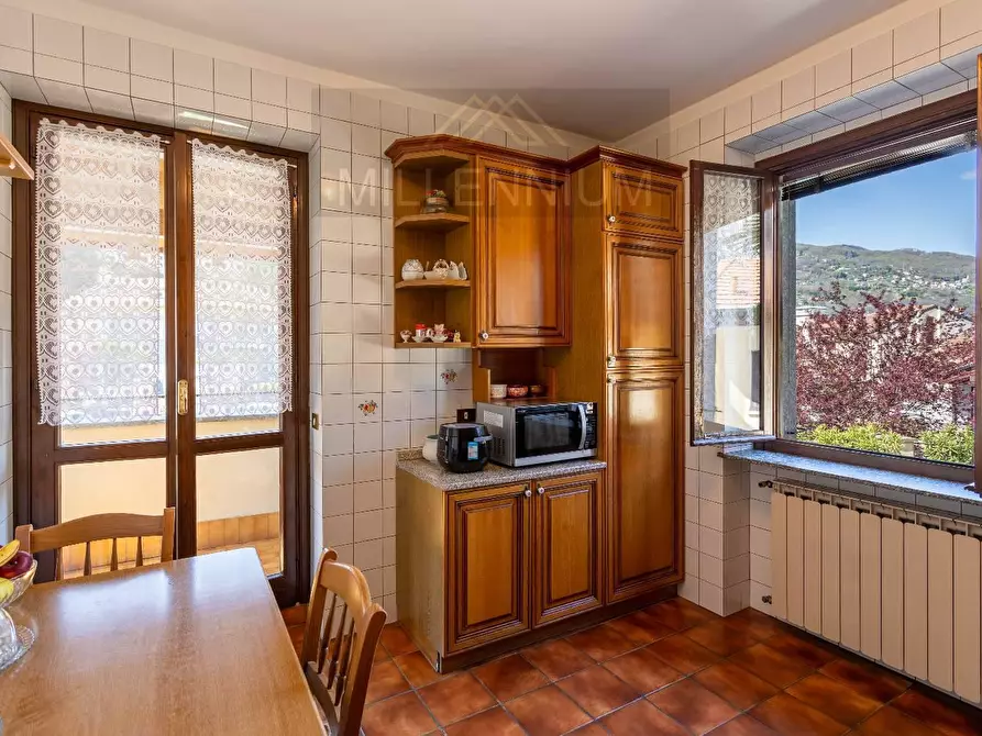 Immagine 7 di Villa in vendita  in VIA al castello 0 a Stresa