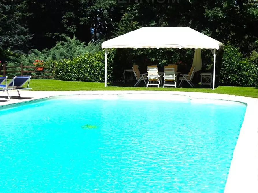 Immagine 26 di Villa in vendita  in VIA dormelletto a Arona
