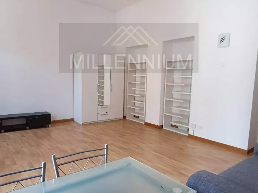 Immagine 4 di Appartamento in vendita  in VIA roma a Arona