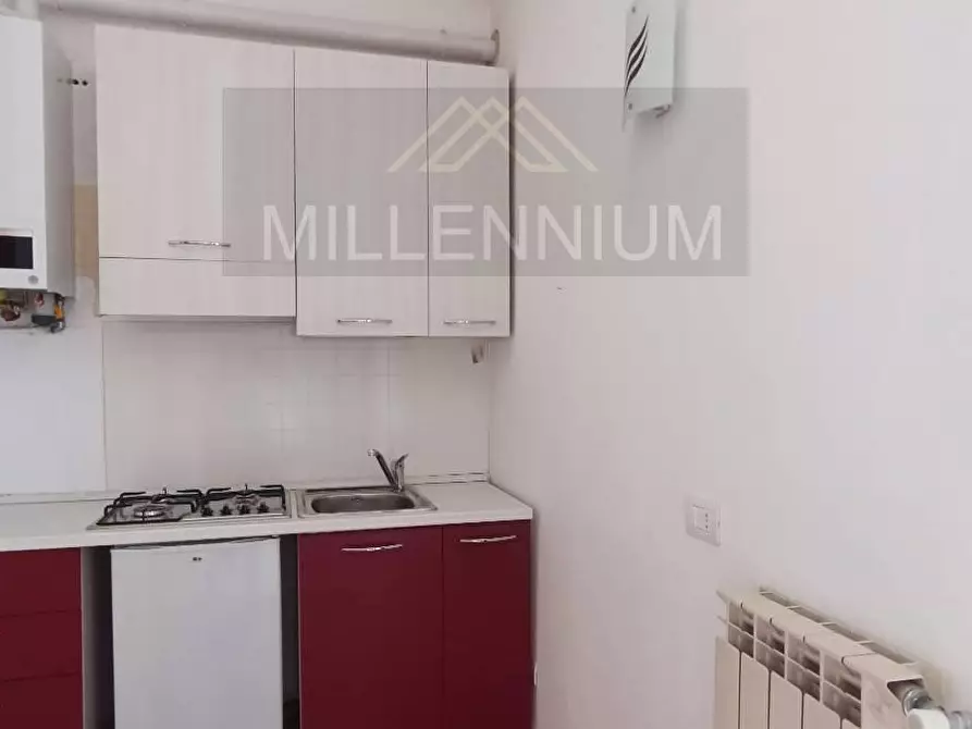 Immagine 5 di Appartamento in vendita  in VIA roma a Arona