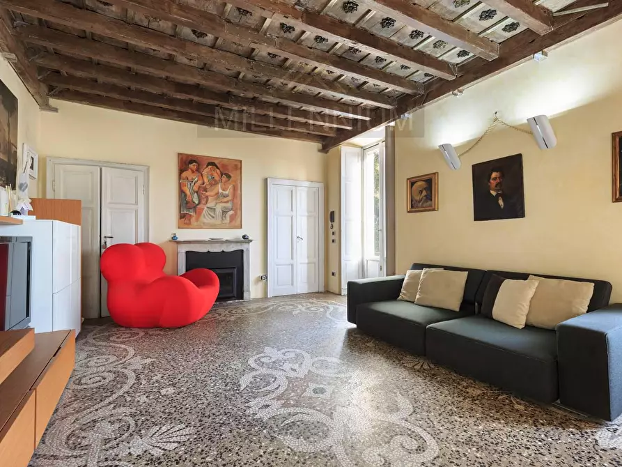 Immagine 6 di Villa in vendita  in VIA san carlo a Arona