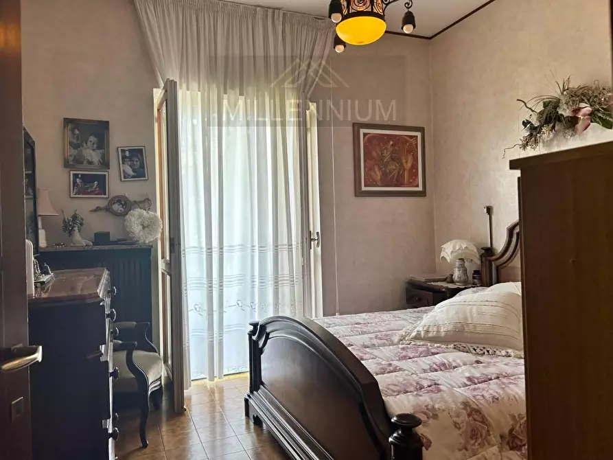 Immagine 20 di Villa in vendita  in VIA oleggio castello a Arona
