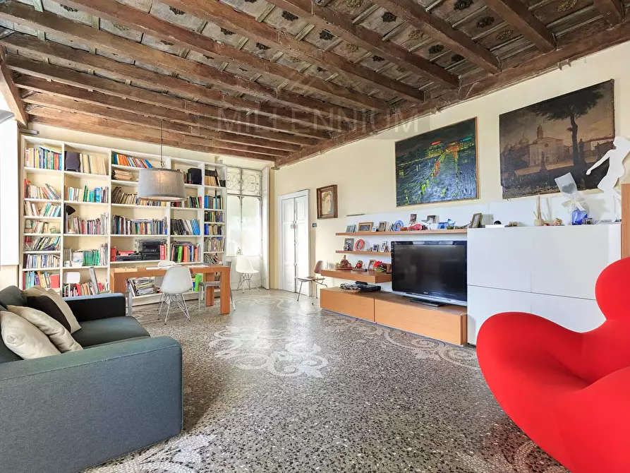 Immagine 7 di Villa in vendita  in VIA san carlo a Arona