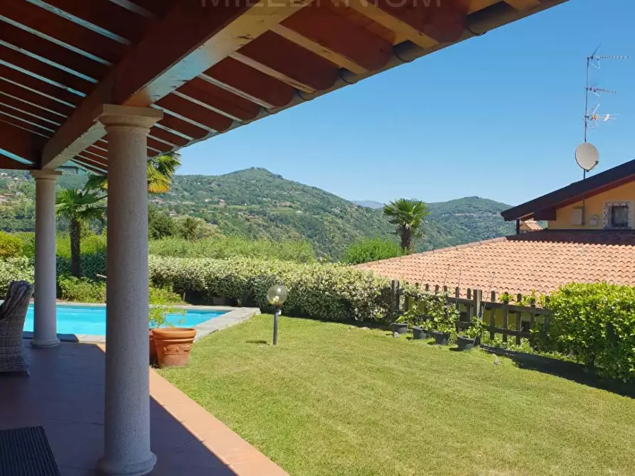 Immagine 21 di Villa in vendita  in VIA Ghevio a Meina