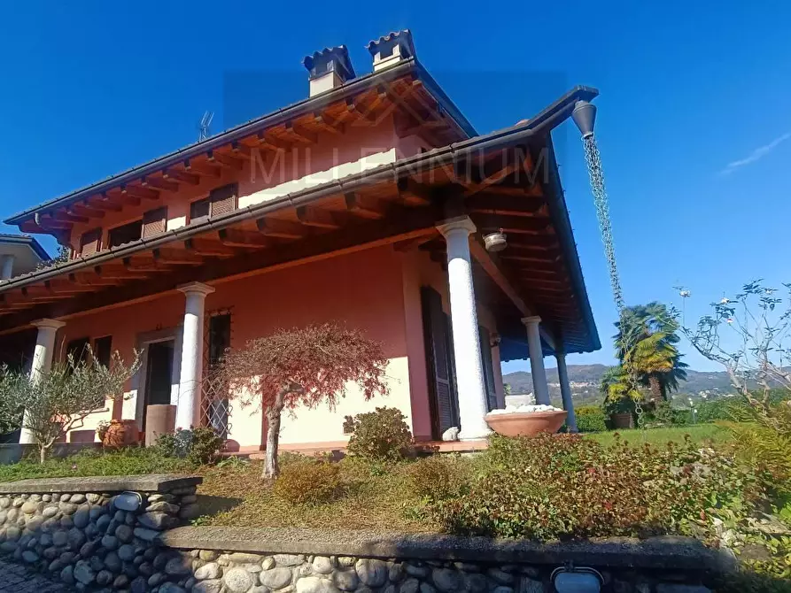 Immagine 7 di Villa in vendita  in VIA Ghevio a Meina