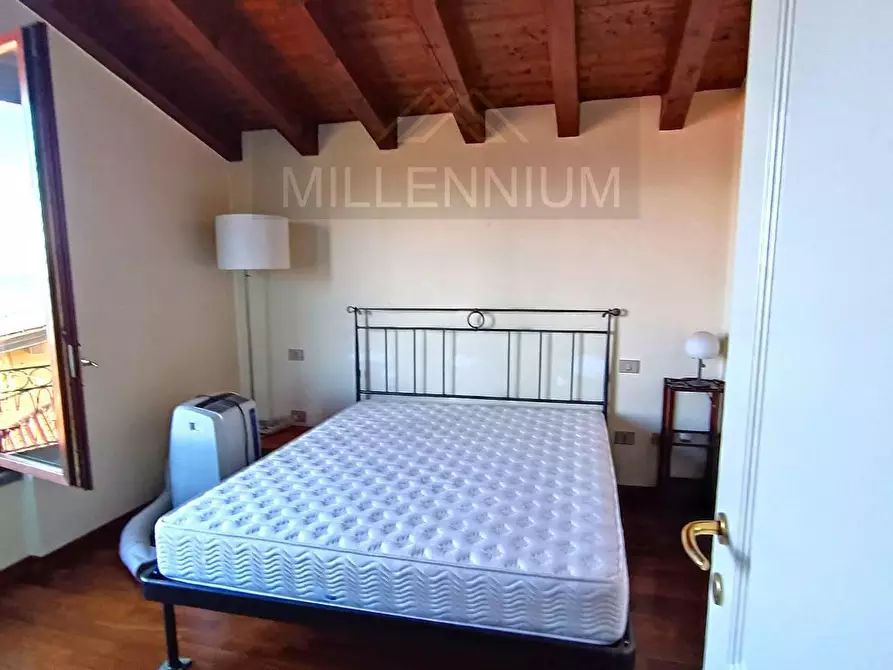 Immagine 13 di Villa in vendita  in VIA Ghevio a Meina