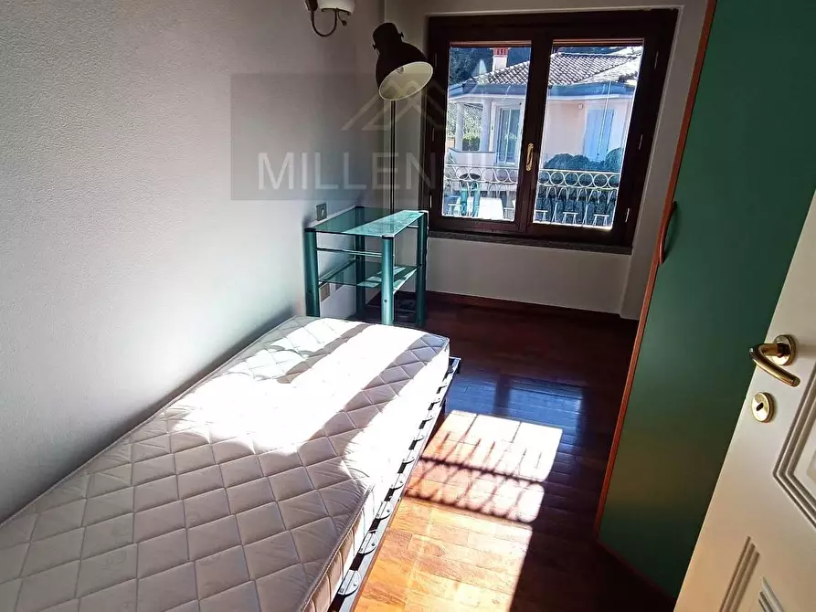 Immagine 14 di Villa in vendita  in VIA Ghevio a Meina