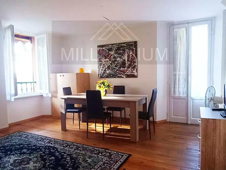 Immagine 8 di Villa in vendita  in VIA san carlo a Arona