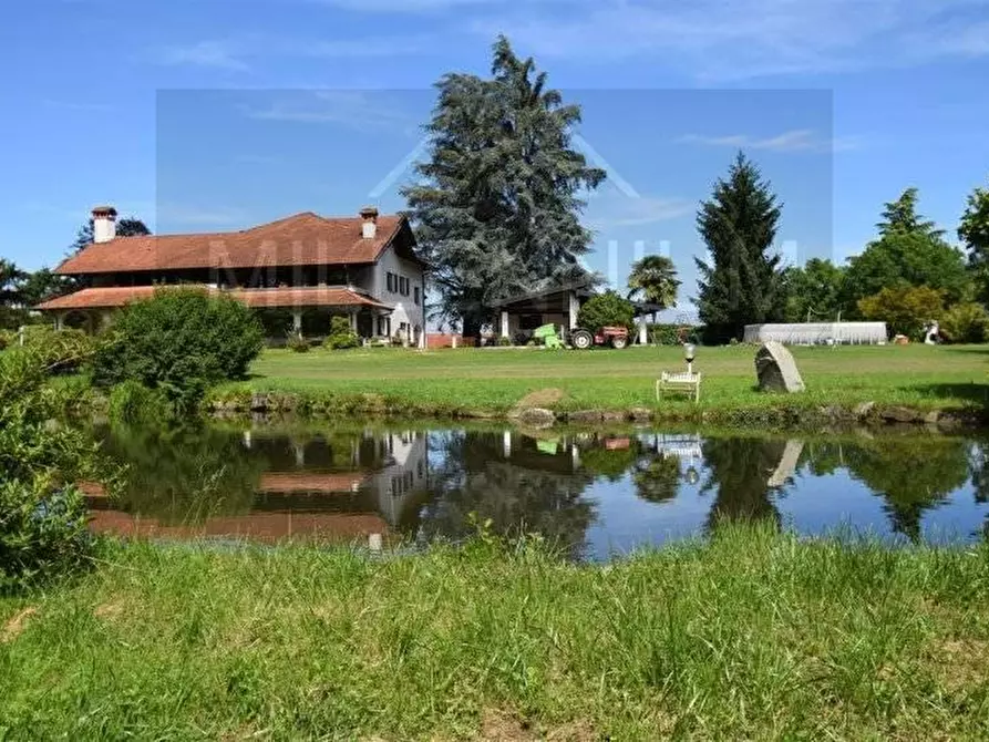 Immagine 1 di Rustico / casale in vendita  in VIA ghevio a Arona