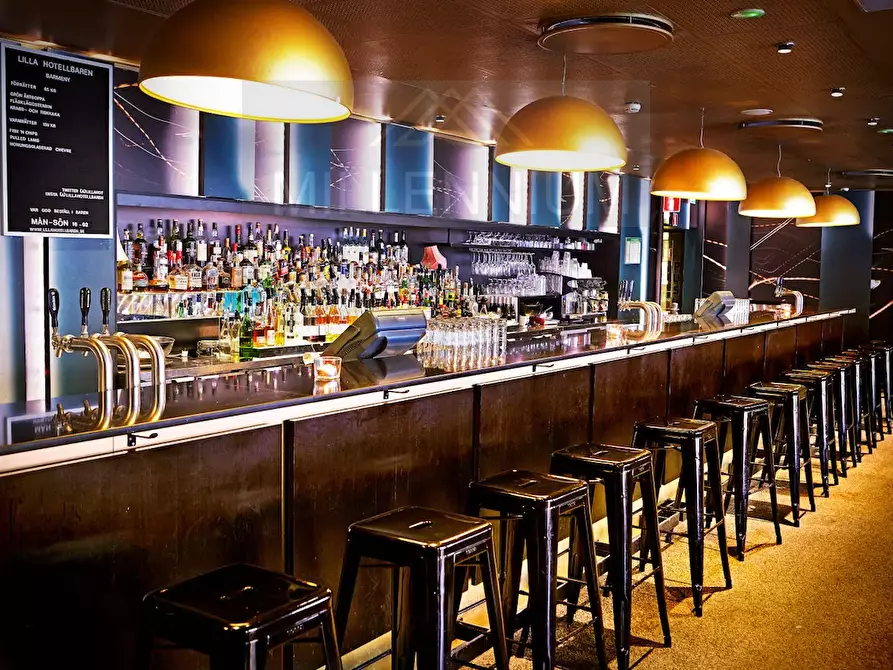 Immagine 4 di Bar / Ristorante in vendita  in CORSO repubblica a Arona