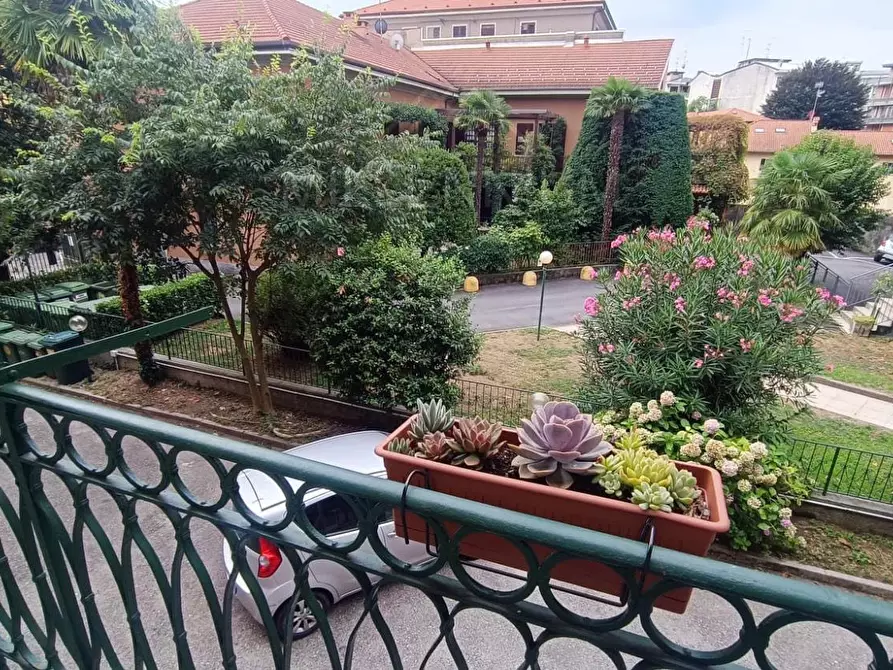 Immagine 12 di Appartamento in vendita  in CORSO LIBERAZIONE 83 a Arona