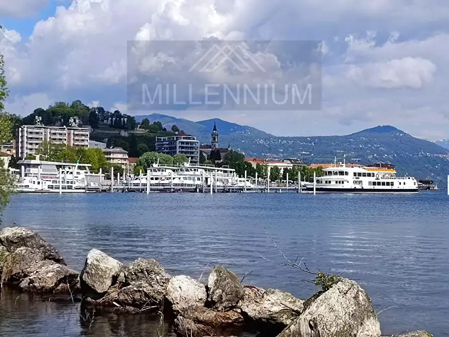 Immagine 21 di Appartamento in vendita  in VIA huy a Arona