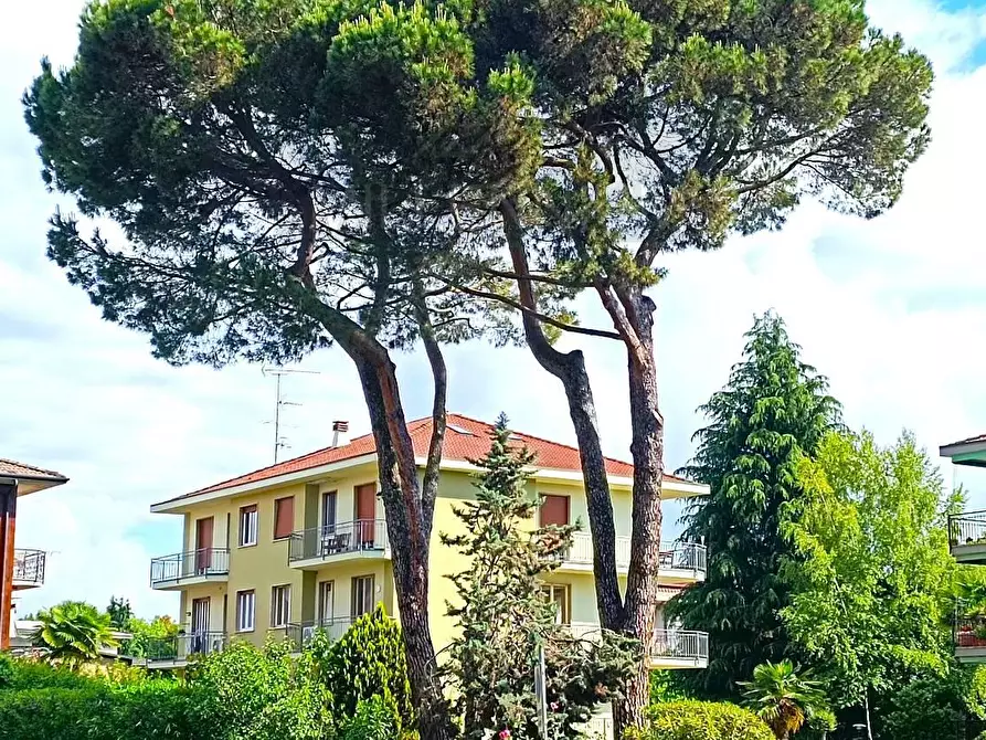 Immagine 2 di Appartamento in vendita  in VIA huy a Arona