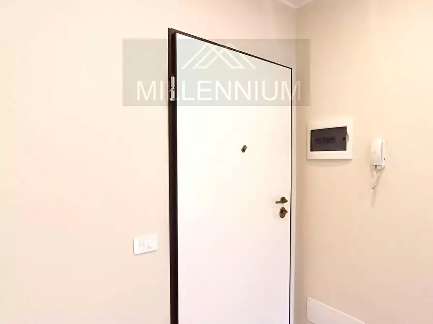Immagine 13 di Appartamento in vendita  in VIA huy a Arona