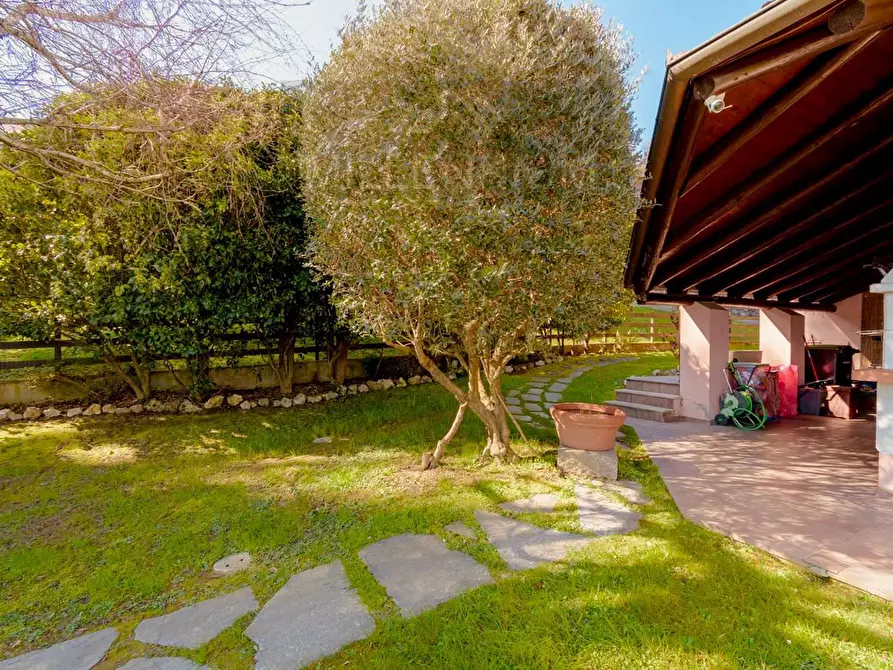 Immagine 26 di Villa in vendita  in VIA PER ghevio a Meina