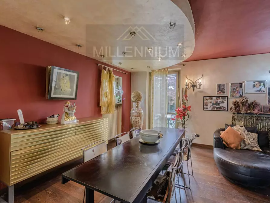 Immagine 8 di Villa in vendita  in VIA grigioni a Arona