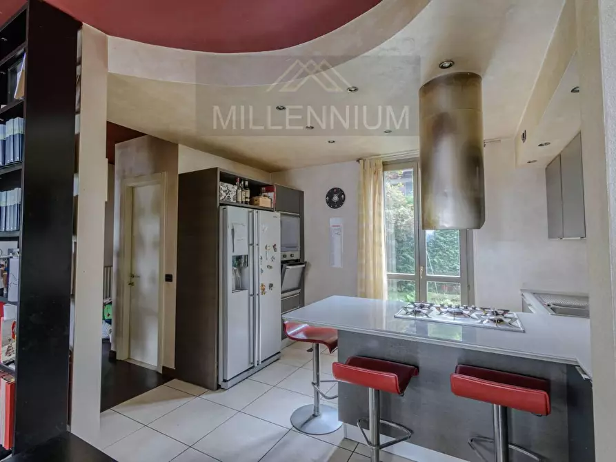 Immagine 13 di Villa in vendita  in VIA grigioni a Arona
