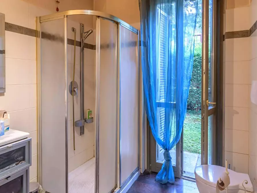 Immagine 20 di Villa in vendita  in VIA grigioni a Arona
