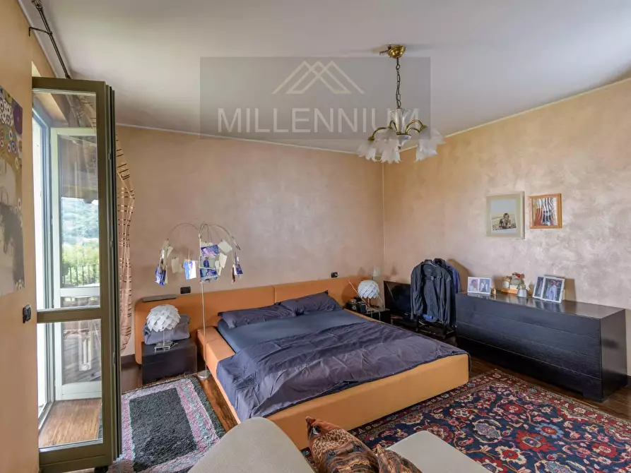 Immagine 15 di Villa in vendita  in VIA grigioni a Arona