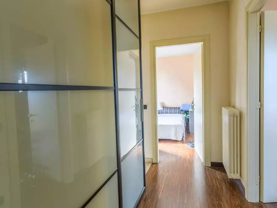 Immagine 16 di Villa in vendita  in VIA grigioni a Arona
