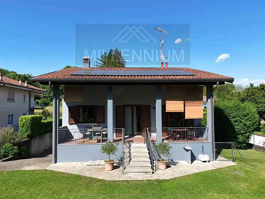 Immagine 28 di Villa in vendita  in VIA Monte Rosa a Dormelletto