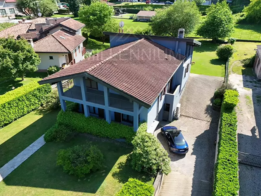 Immagine 26 di Villa in vendita  in VIA Monte Rosa a Dormelletto