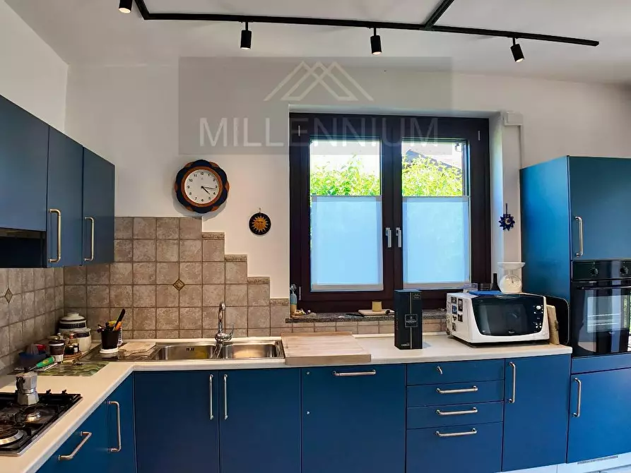 Immagine 10 di Villa in vendita  in VIA Monte Rosa a Dormelletto