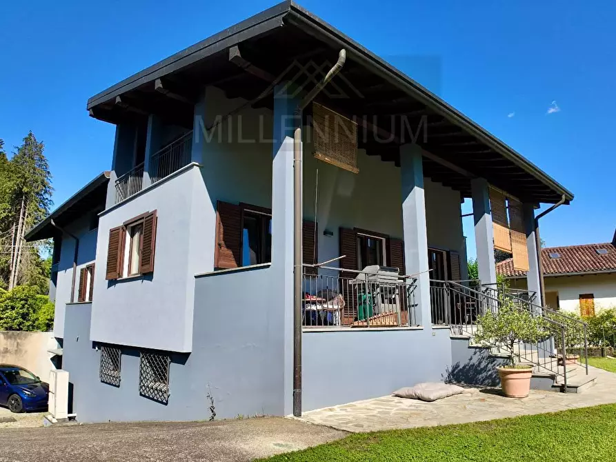 Immagine 24 di Villa in vendita  in VIA Monte Rosa a Dormelletto