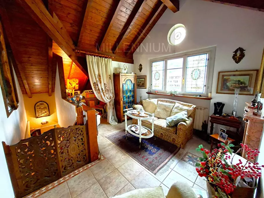 Immagine 11 di Villa in vendita  in VIA Principe Piemonte a Stresa