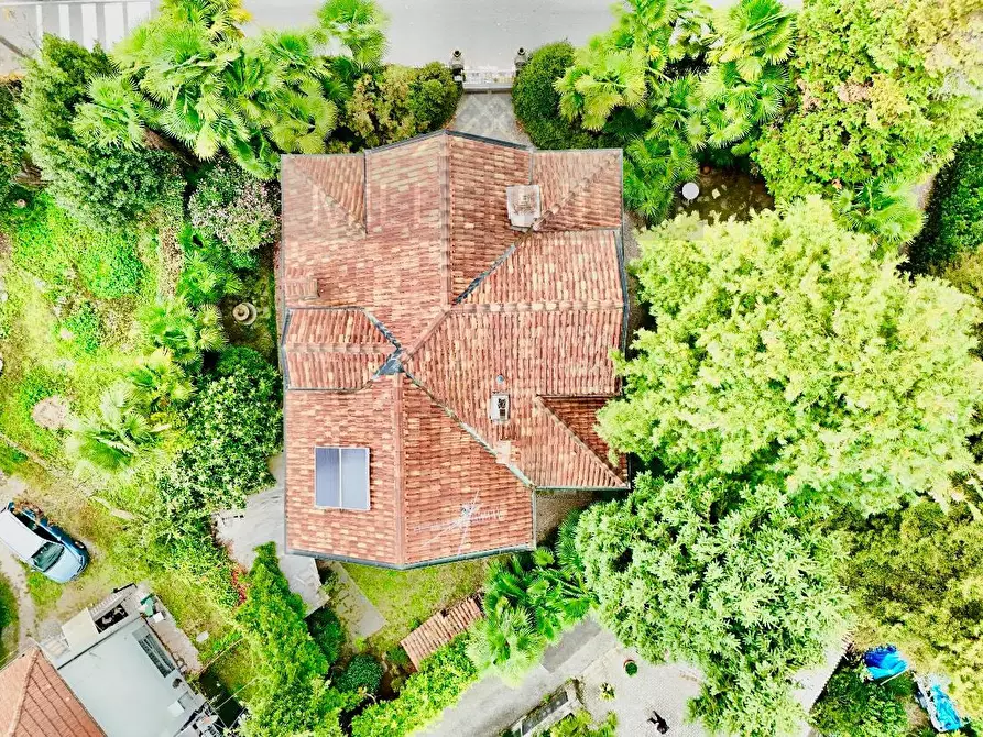 Immagine 21 di Villa in vendita  in VIA Principe Piemonte a Stresa