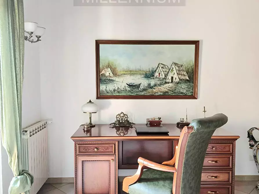 Immagine 19 di Villa in vendita  in via dormelletto a Arona