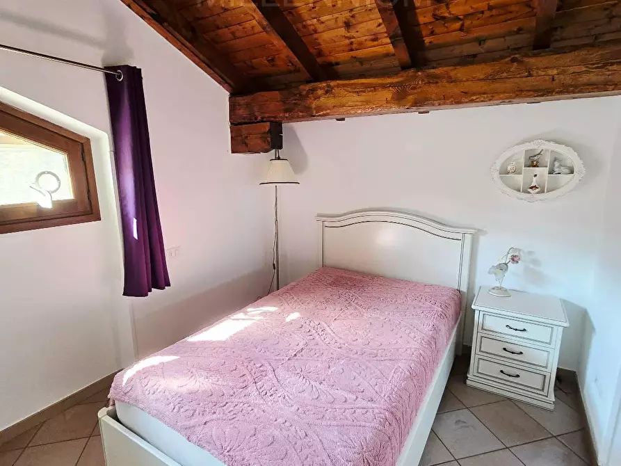 Immagine 23 di Villa in vendita  in via dormelletto a Arona