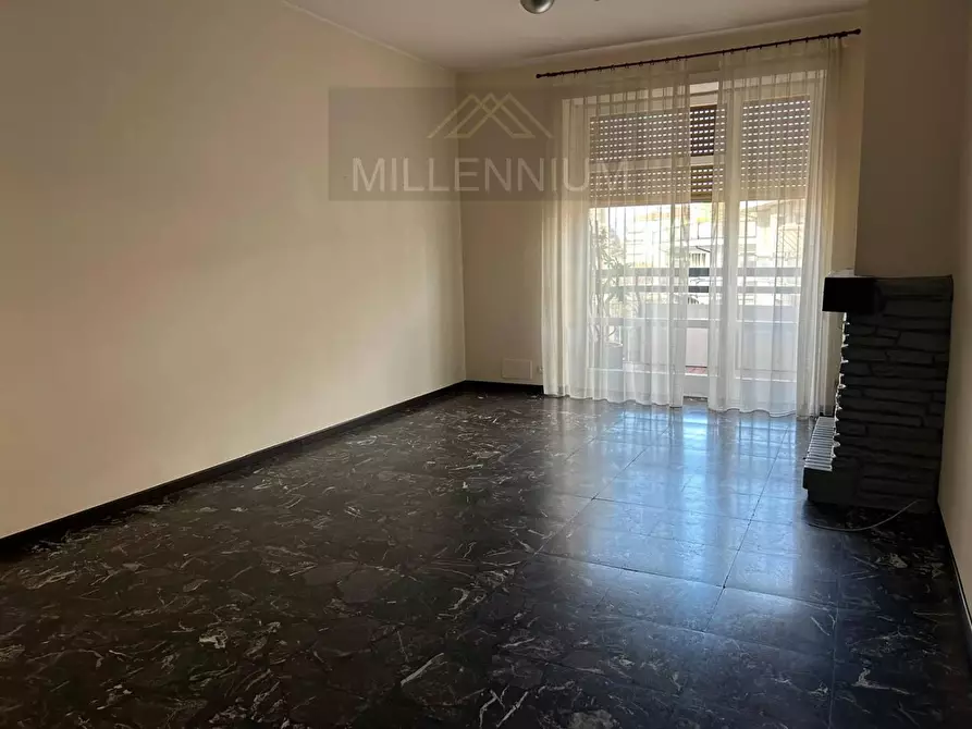 Immagine 11 di Appartamento in vendita  in VIA roma 0 a Arona