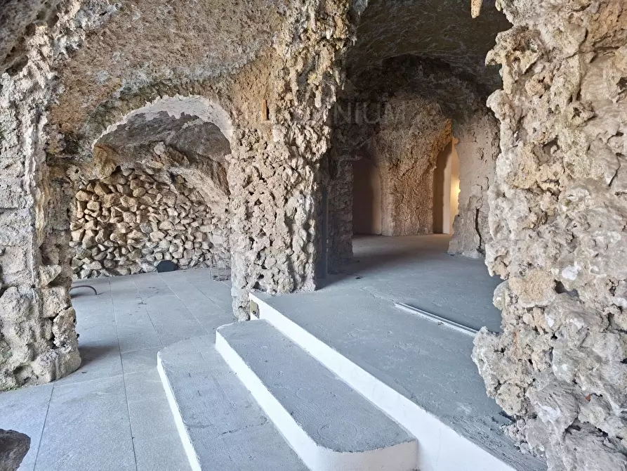 Immagine 6 di Appartamento in vendita  in VIA san carlo a Arona