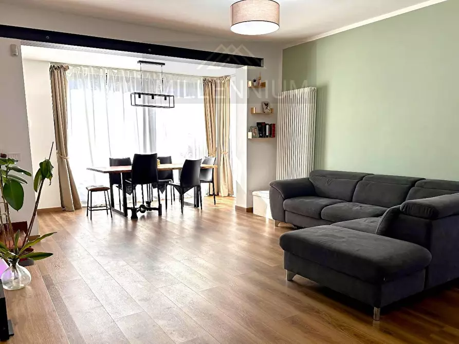 Immagine 3 di Casa bifamiliare in vendita  in VIA Beati a Castelletto Sopra Ticino