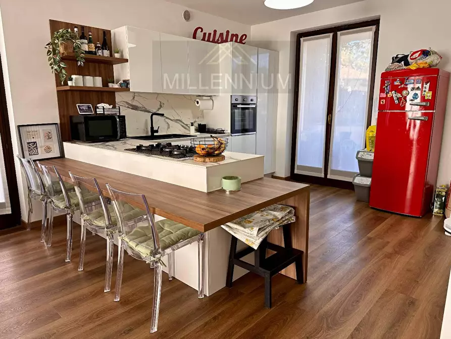 Immagine 6 di Casa bifamiliare in vendita  in VIA Beati a Castelletto Sopra Ticino