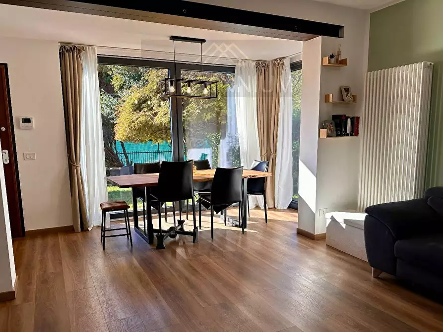 Immagine 4 di Casa bifamiliare in vendita  in VIA Beati a Castelletto Sopra Ticino