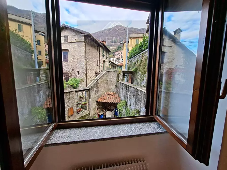 Immagine 24 di Appartamento in vendita  a Nesso