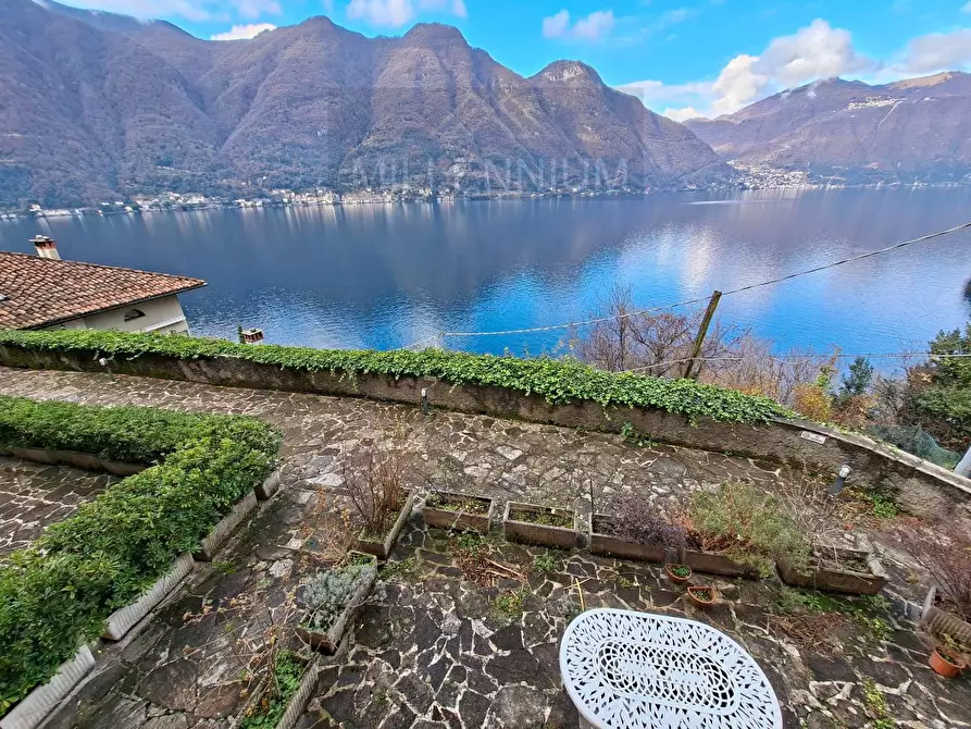 Immagine 7 di Appartamento in vendita  a Nesso