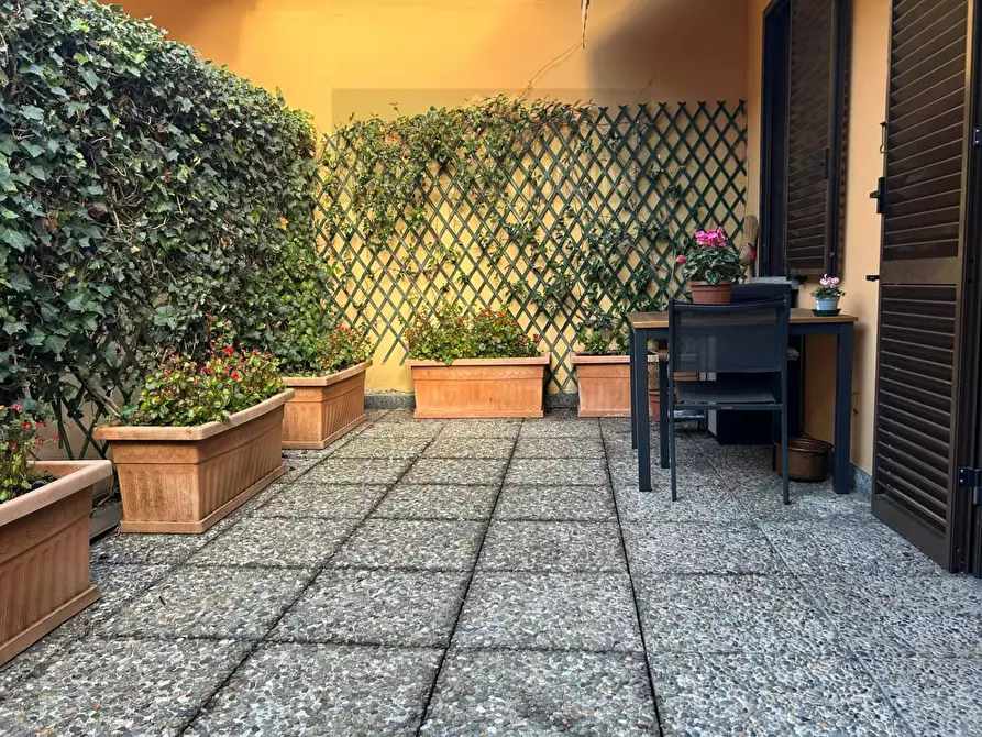 Immagine 15 di Appartamento in vendita  in VIA Milano a Arona