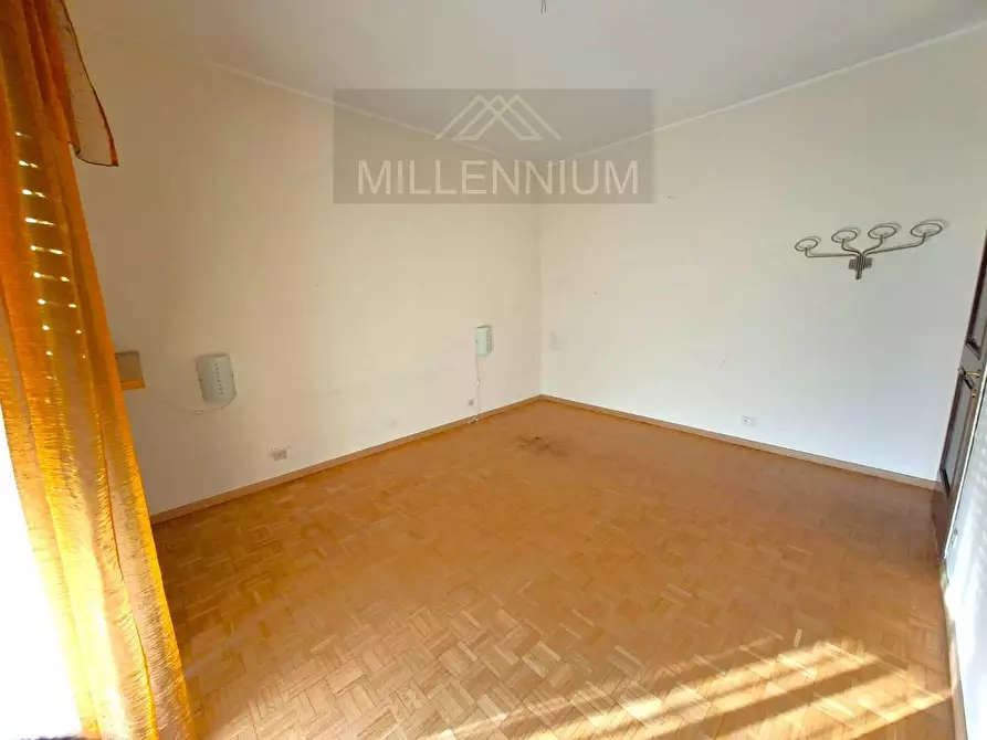 Immagine 7 di Appartamento in vendita  in VIA roma 0 a Arona